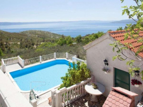 Leonard Comfortable holiday residence